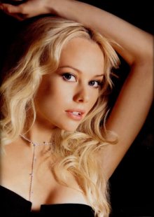 Фотосессия Елена Корикова в журнале "FHM" 2004 год